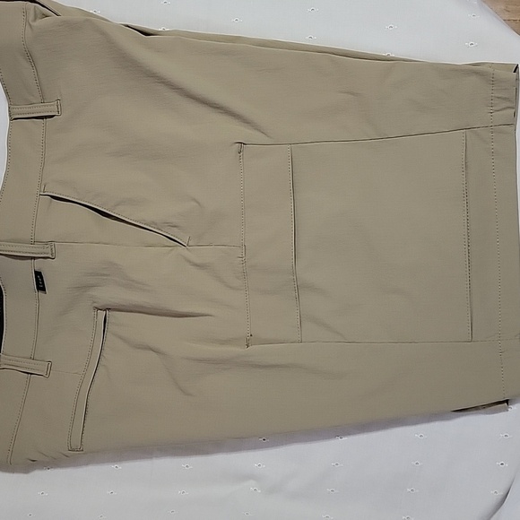 Men's Lee Extreme Motion Synthetic Ripstop Cargo Shorts, KC Khaki, Size 40, NWT - Picture 9 of 14